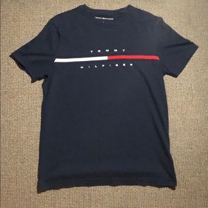Navy Blue Tommy Hilfiger Tee!